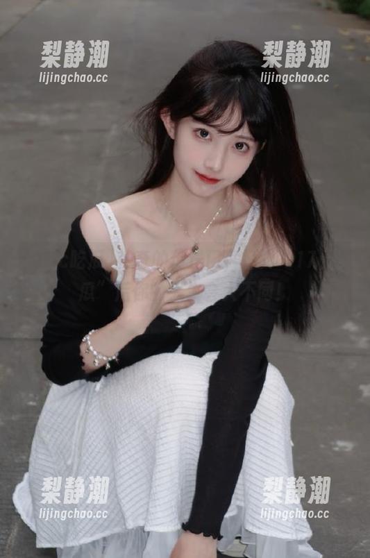 神奇的传送门，打开“17c吃瓜”后你的人生会大不同！