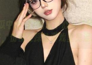 17吃瓜中心入口要走的线路，仿佛在探险游戏里鬼混。