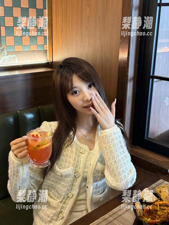 51吃瓜的网页下载后，能不能也顺便下载一些八卦观众气氛？