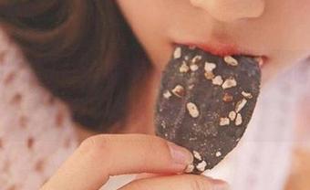 一边骂安卓，一边刷51吃瓜黑料，我也是醉了…