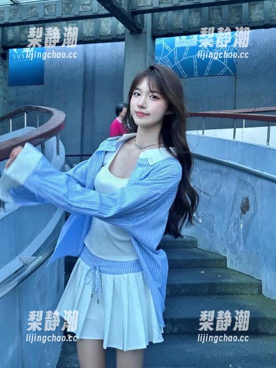 51黑料网：你的黑暗星探导航，敢不敢跟随我？