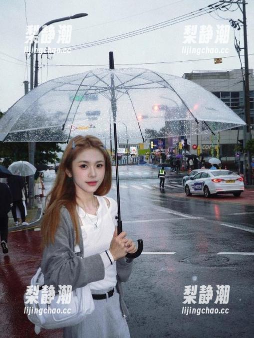 zztt 看zztt首页的‘到几了’,我心里真的有种‘眼看他起高楼’的感觉~