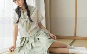 “五一吃瓜群众”更新：今天的瓜，又酸又甜，快来尝尝！