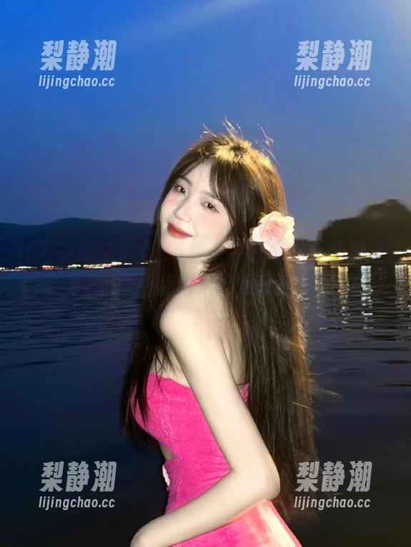 下载五一吃瓜群众的视频，今天你也是吃瓜狂魔！