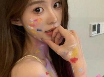 能忍吗？五一吃瓜群众最新的视频让大家忍俊不禁，今天的瓜太好吃！