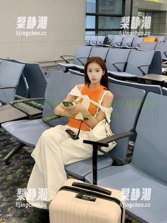 最新黑料上线：冲哥精选带你走进神秘的黑暗小巷！