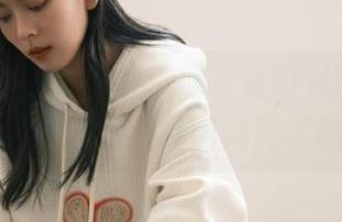 视频探险：你准备好从吃瓜网入口潜入疯狂八卦的海洋了吗？