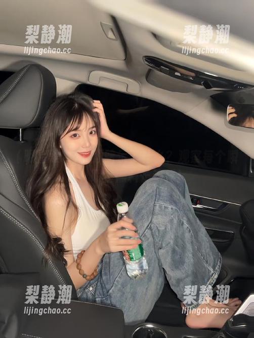 视频暗示了什么？观察每个瞬间，明星黑料长这样！