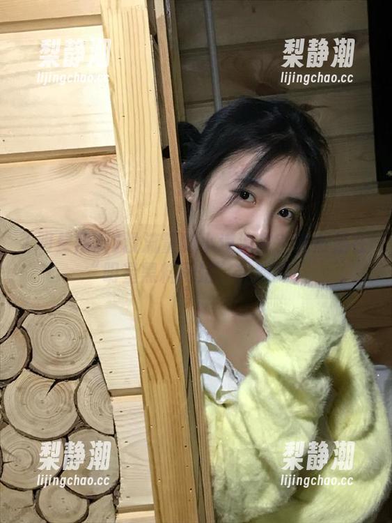 没流量的小道消息？当然是在“明星黑料网站”找到的！