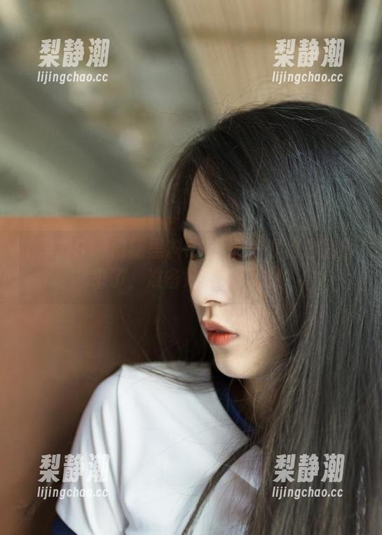 黑料91 最新黑料91:又一波狗血剧情来了,准备好你的瓜吧!