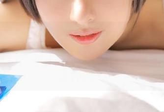 三更半夜zztt39.ccm黑料不打烊，更新了又闪退，怎么办，我该去求神吗？