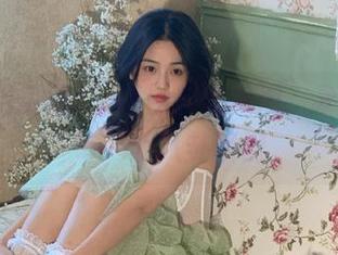 下载黑料吃瓜网，永久保留每一个八卦瞬间