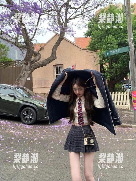 资源大放送！快来下载黑料社，让你每天都不停歇吃瓜！